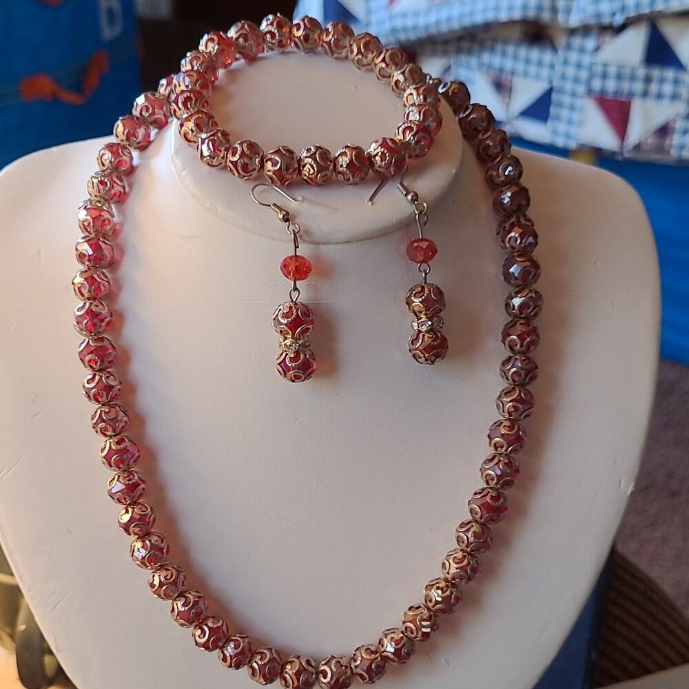 Red Crystal Beaded Silver Tone Necklace Bracelet & Dangle Earrings Jewelry Set